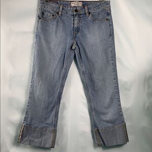 Levi’s signature Stretch Crop low rise boot cut